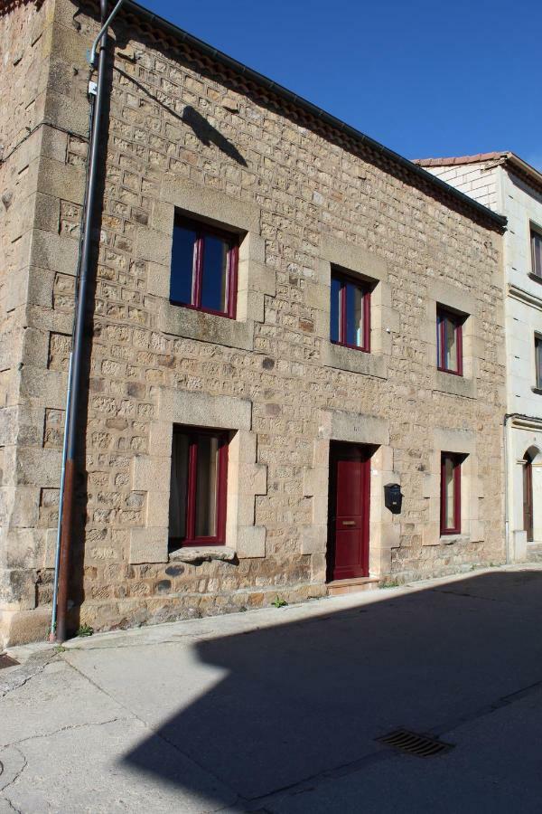 Gasthaus La Casa De La Petra Quintanar de la Sierra Exterior foto